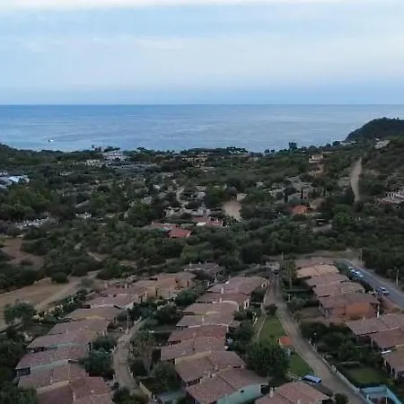 Vittorio House Indipendente Con Giardino A Hébergement de vacances