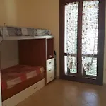 Vittorio House Indipendente Con Giardino A بيت للعطل *