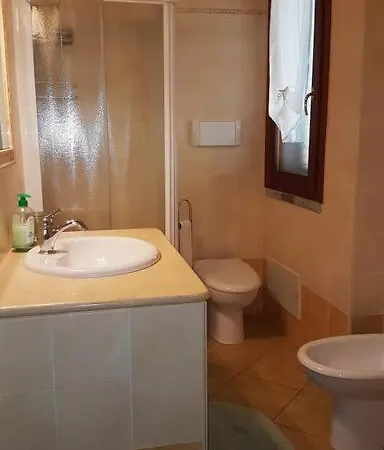 Vittorio House Indipendente Con Giardino A Ferienhaus *