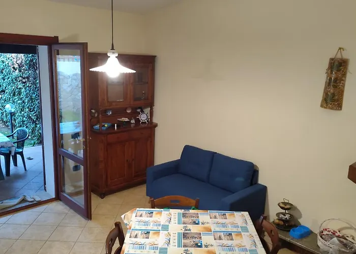 Nyaraló Vittorio House Indipendente Con Giardino A Villasimius