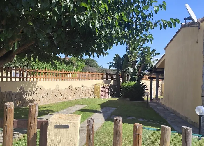 Nyaraló Vittorio House Indipendente Con Giardino A *